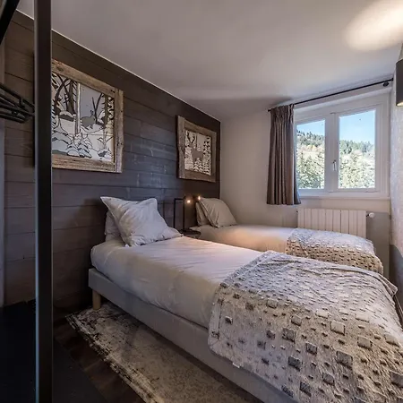 1850: Appart 4 Pers, Ski Aux Pieds, Confort Moderne, Wifi, Parking Inclus - Fr-1-631-221 Apartment